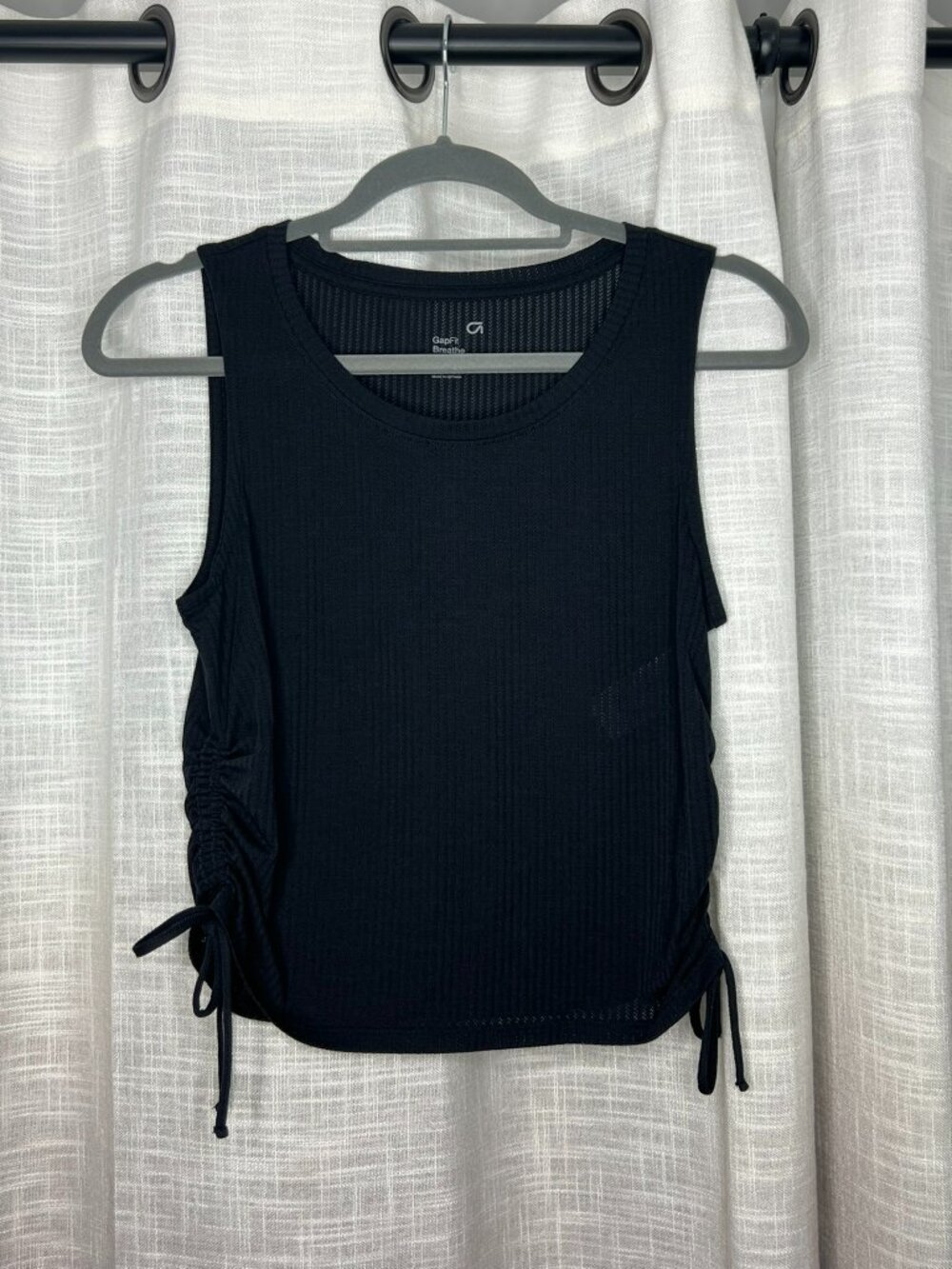 Gapfit Breathe Black Work Out Top
